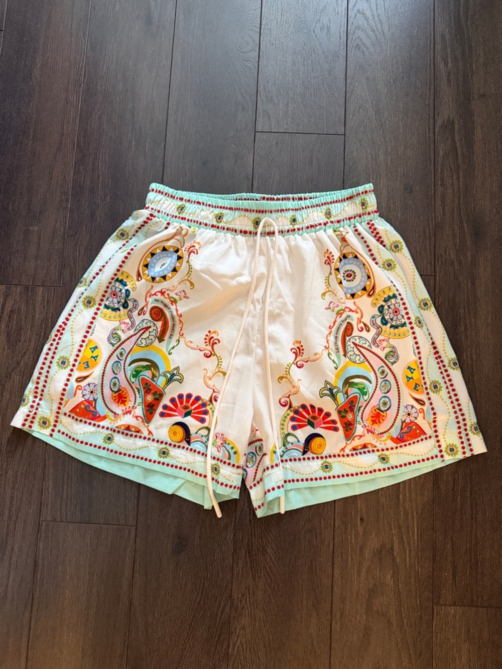 Lifted Soul graphic shorts